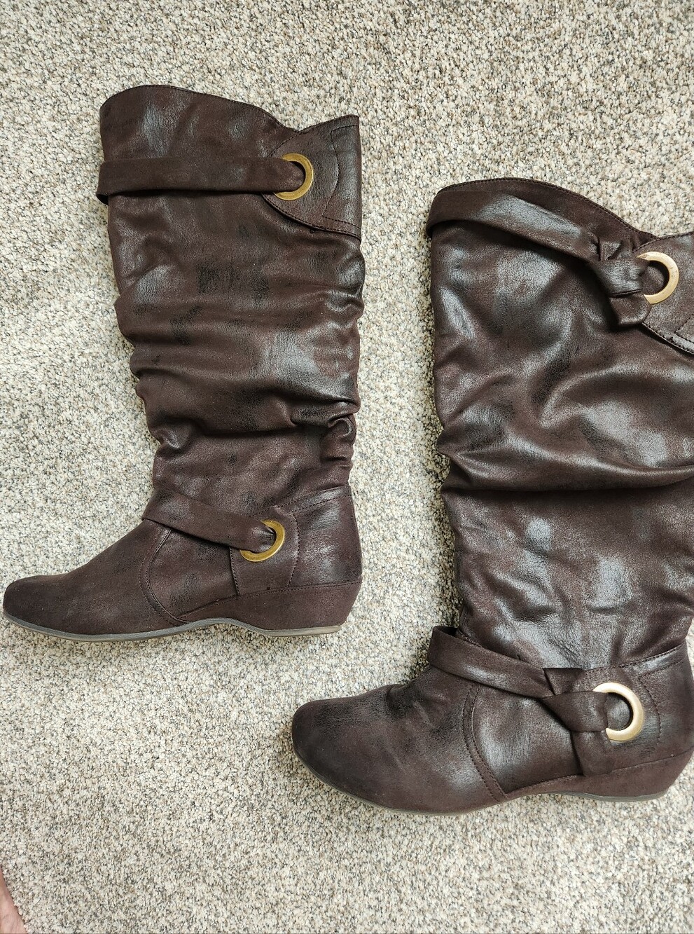 Women’s Bare Traps Serene Dark Brown Slouch Shaft Boots w/ Decorative Rings 10M